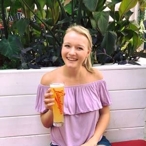 Meet your Posher, Alyssa